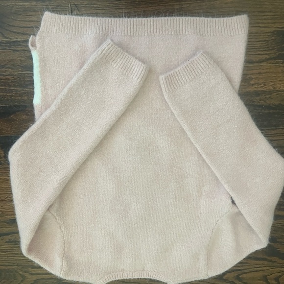 Girls H & M reindeer sweater 8-9Y - Picture 5 of 7